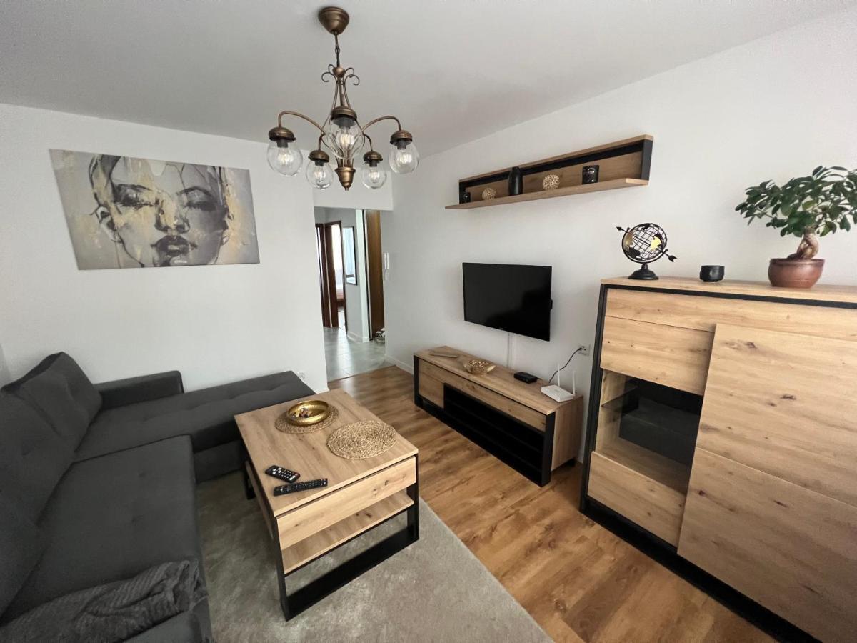 Apartament Janis Daire Zator Dış mekan fotoğraf